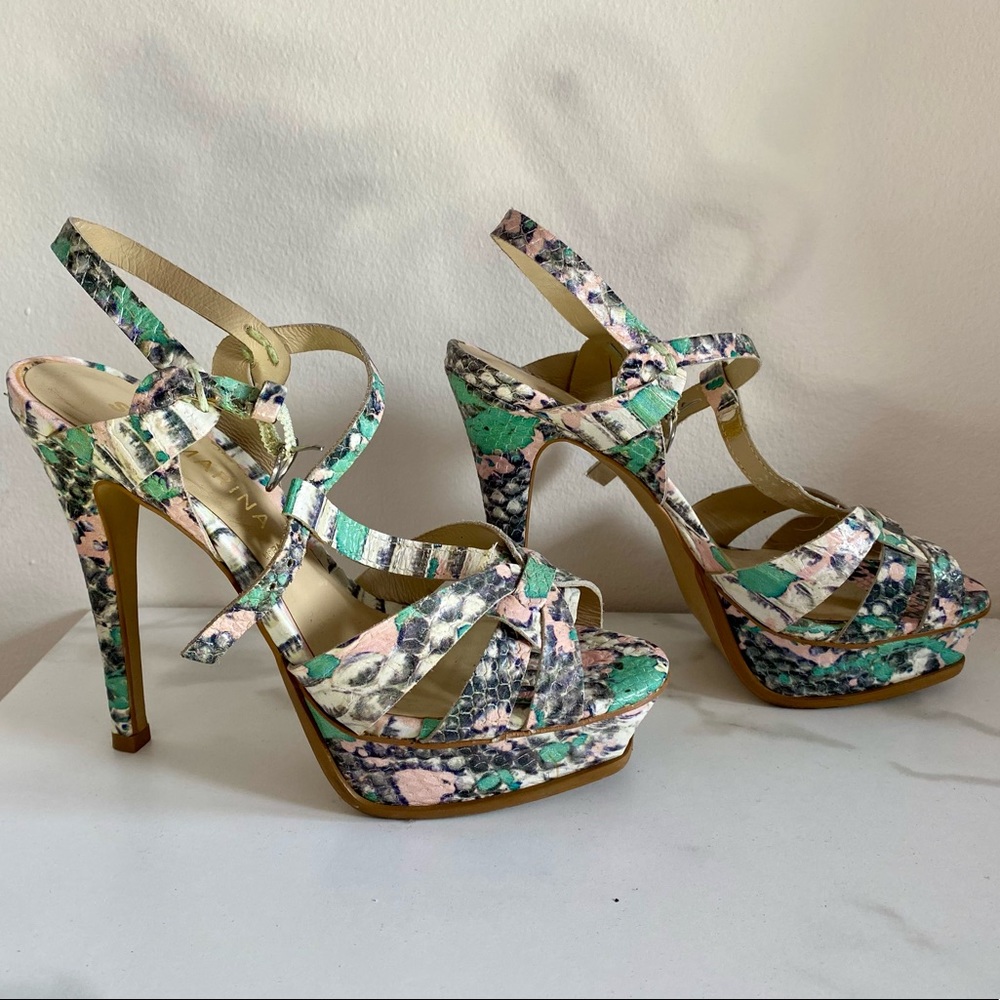 San Marina Heels